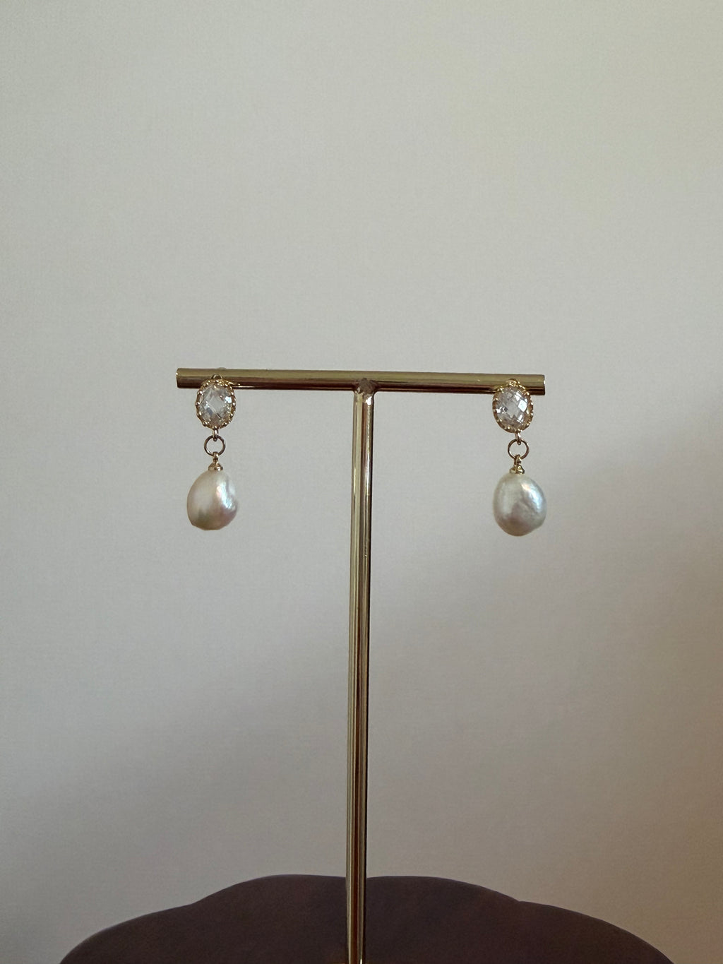Pearly diamond
